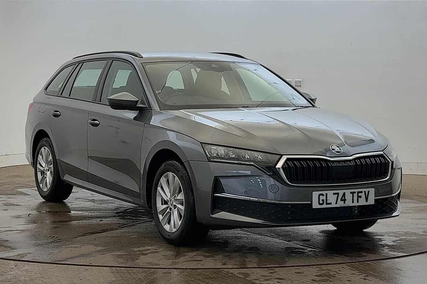 Main listing image - Skoda Octavia Estate