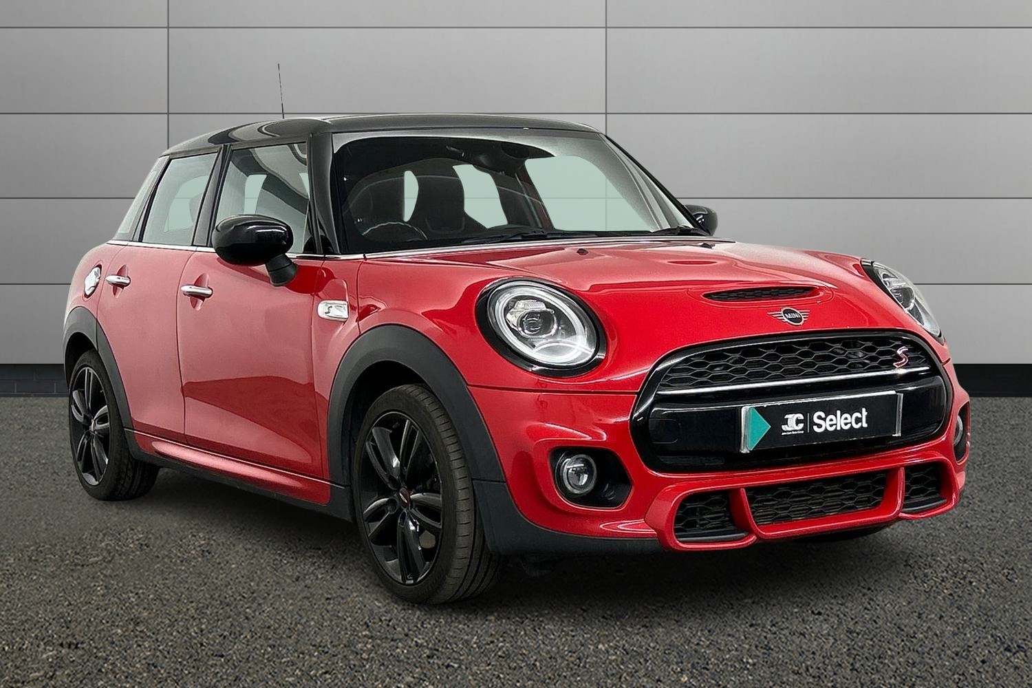 Main listing image - MINI Hatchback 5dr