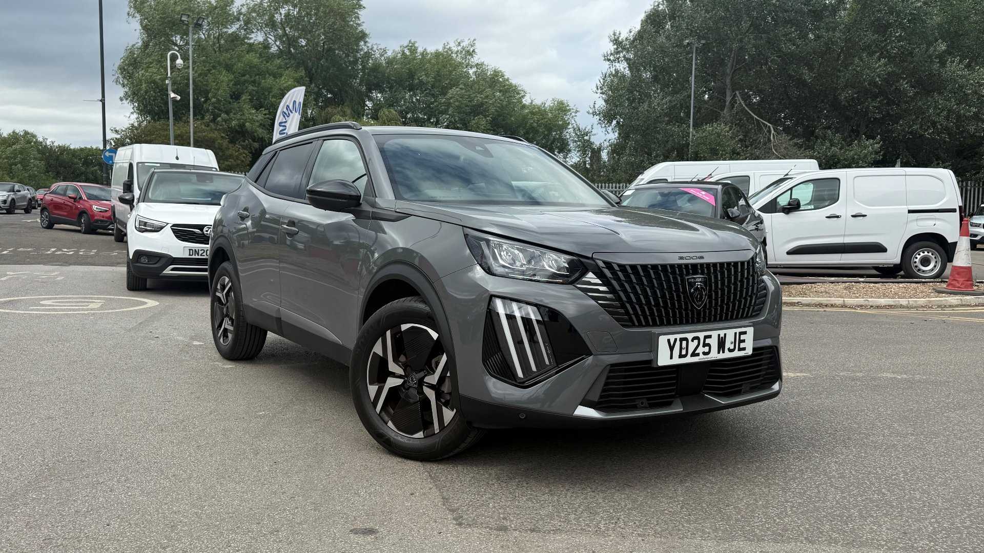 Main listing image - Peugeot 2008