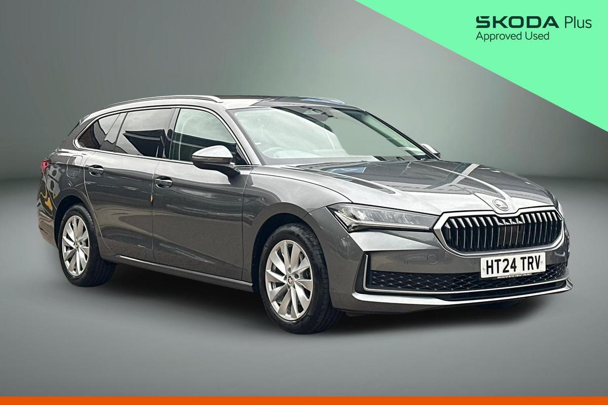 Main listing image - Skoda Superb