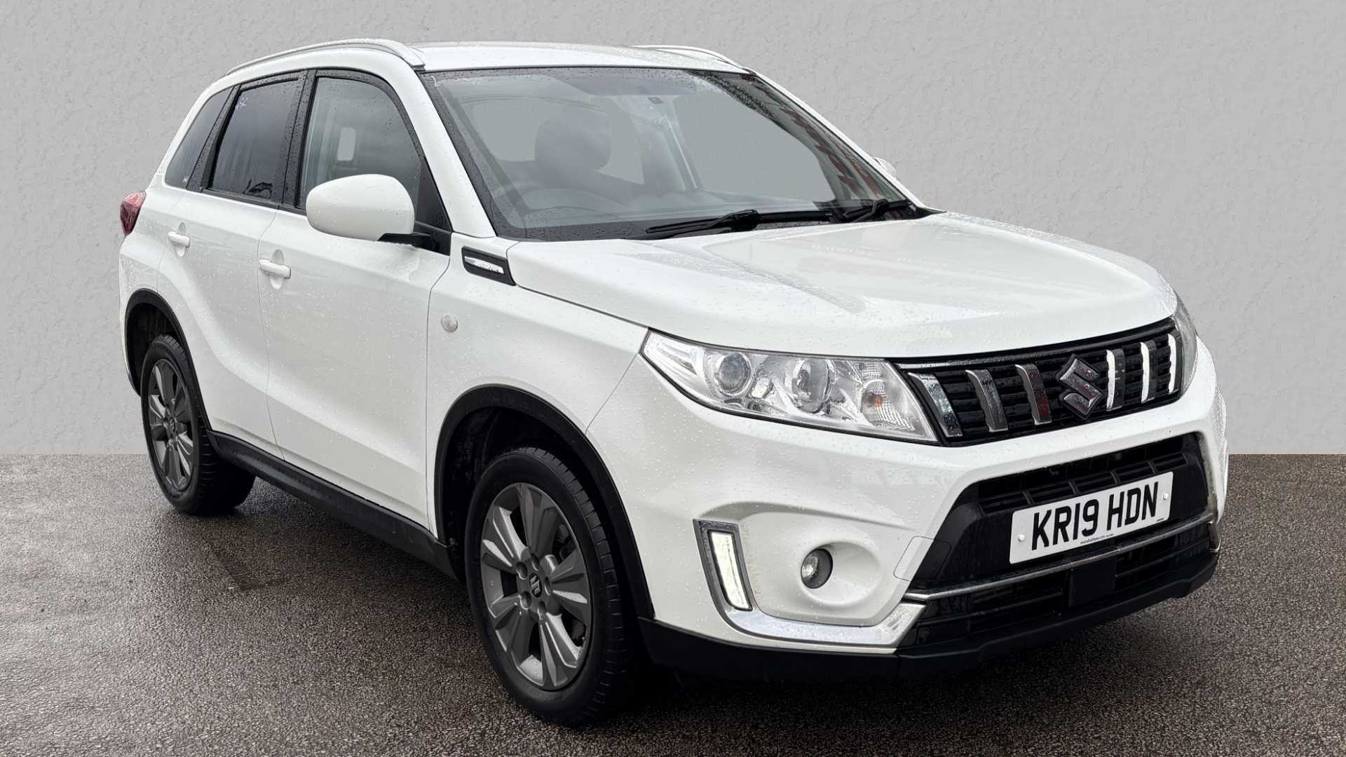 Main listing image - Suzuki Vitara