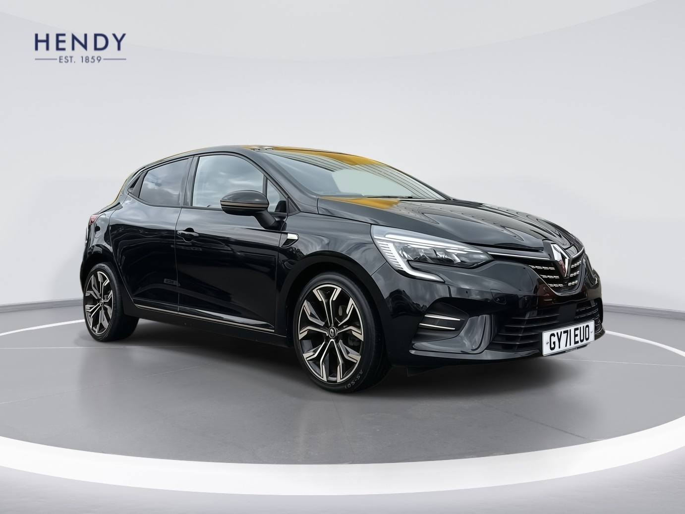 Main listing image - Renault Clio