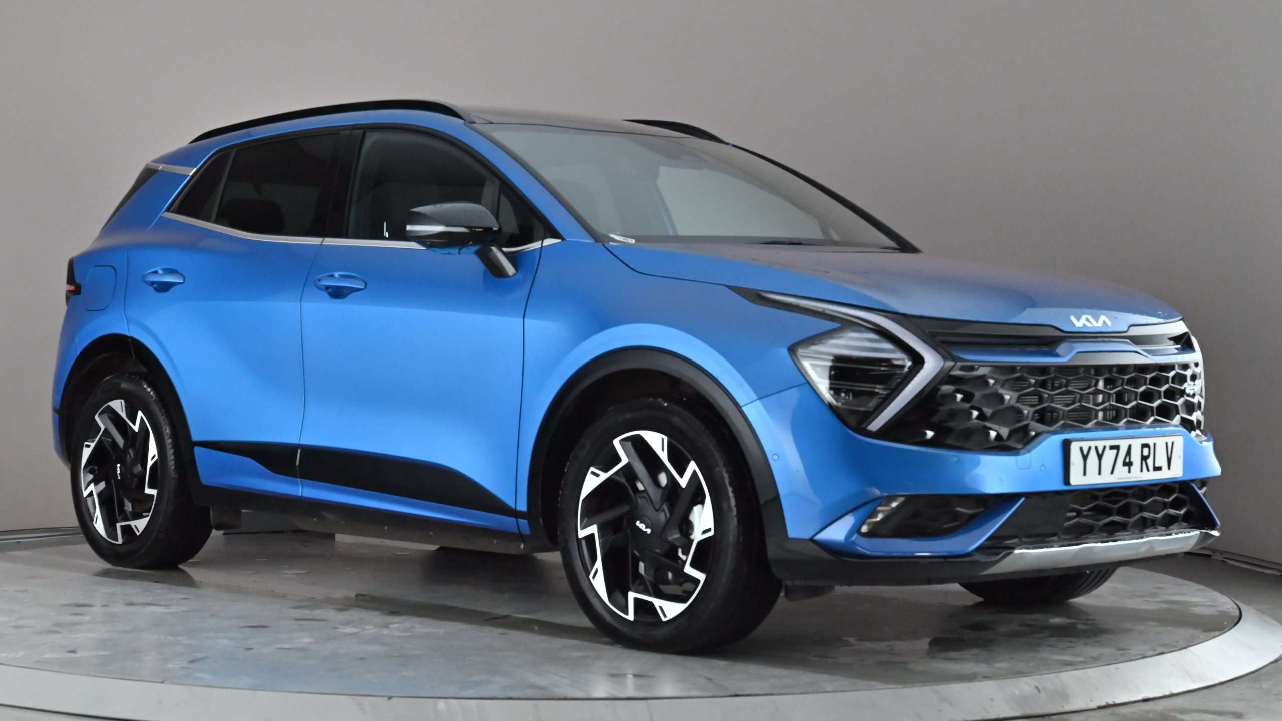 Main listing image - Kia Sportage