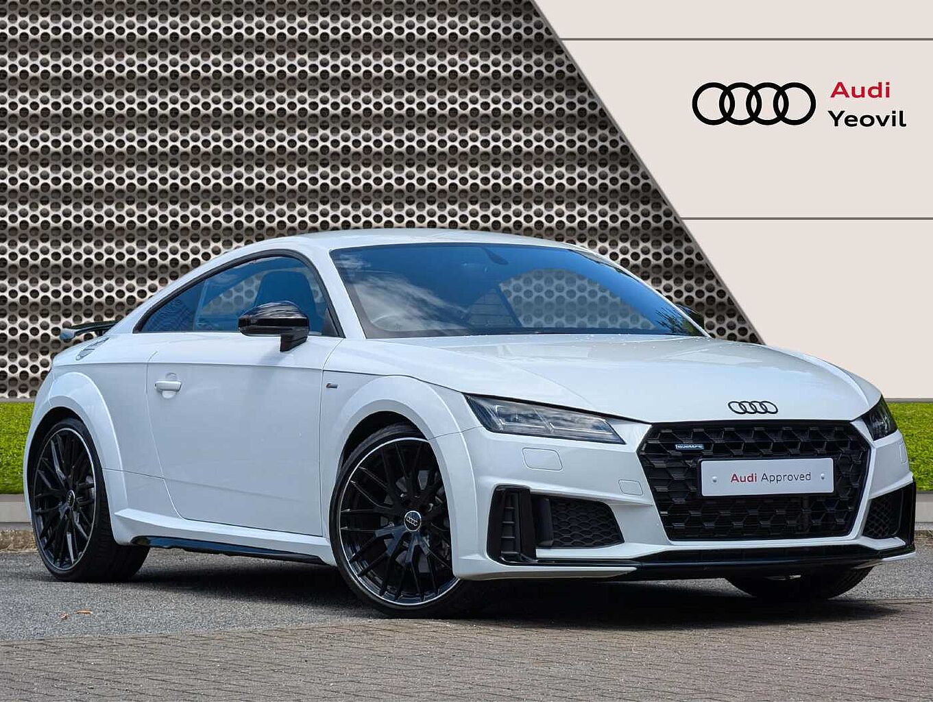 Main listing image - Audi TT