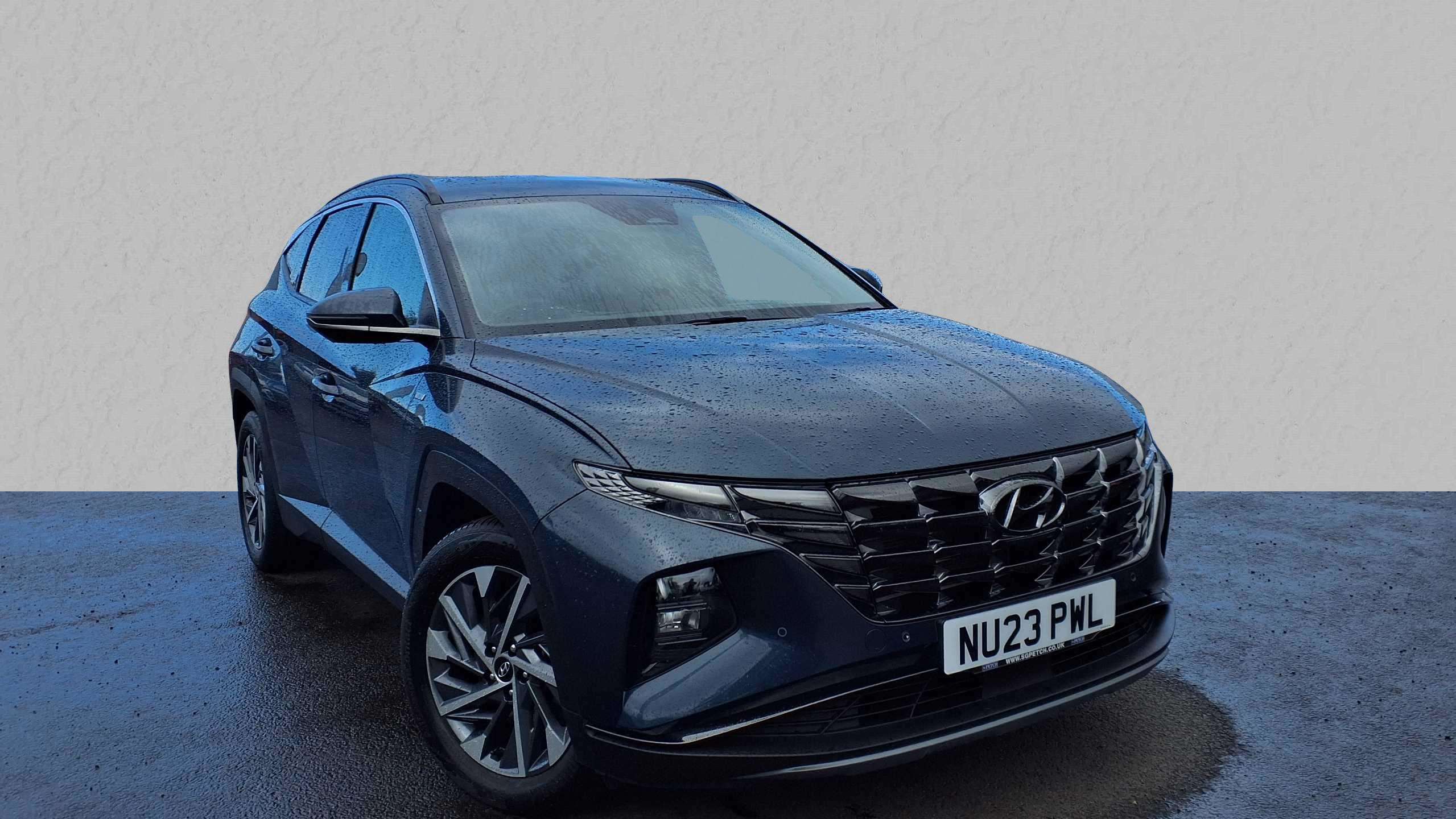 Main listing image - Hyundai Tucson