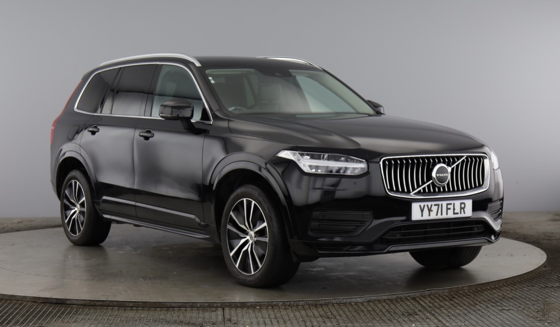 Main listing image - Volvo XC90