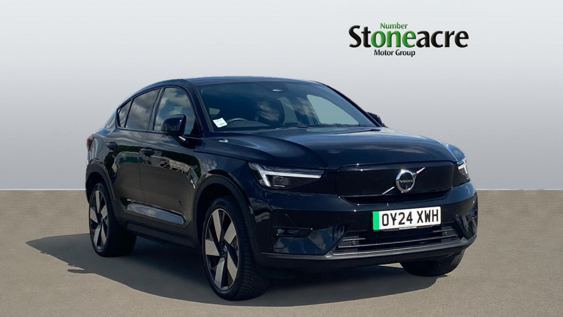 Main listing image - Volvo C40