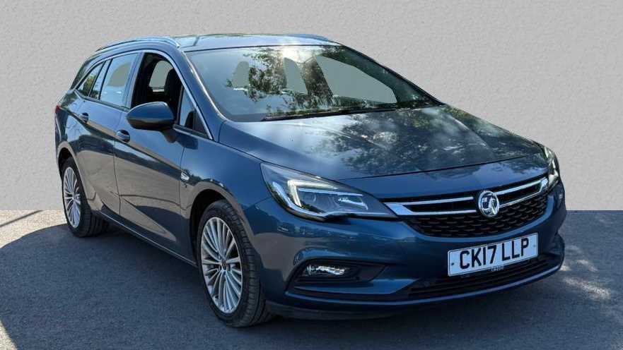 Main listing image - Vauxhall Astra Sports Tourer