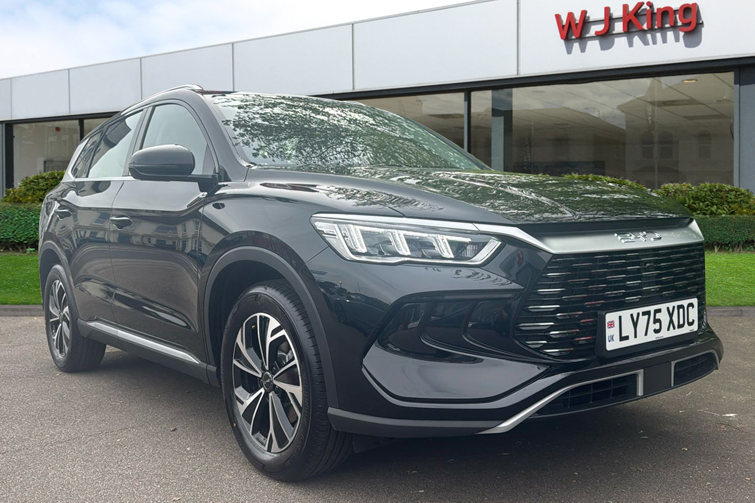 Main listing image - BYD Sealion 5