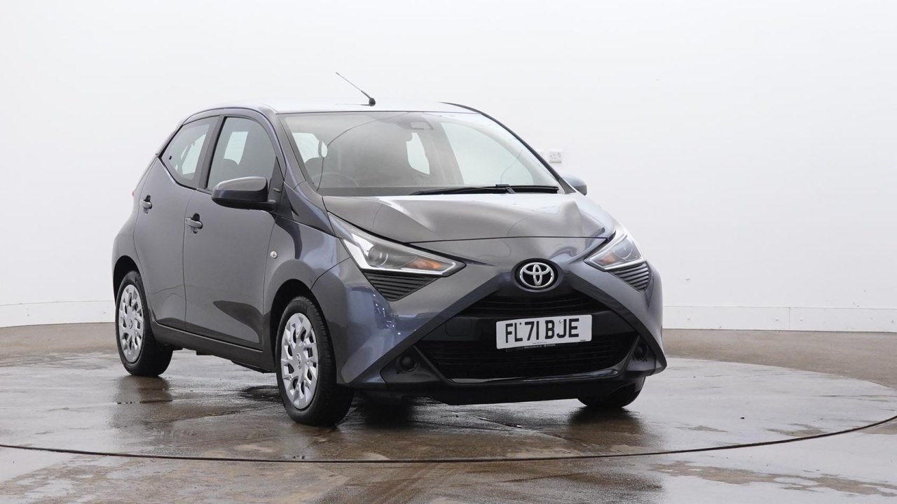 Main listing image - Toyota Aygo