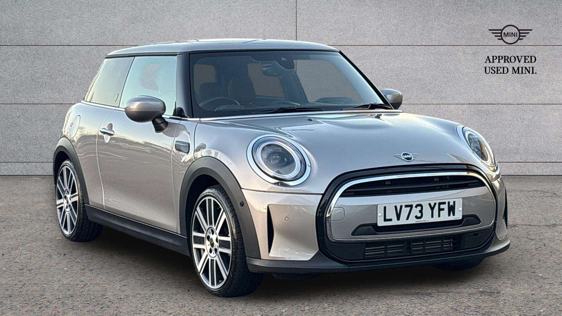 Main listing image - MINI Hatchback