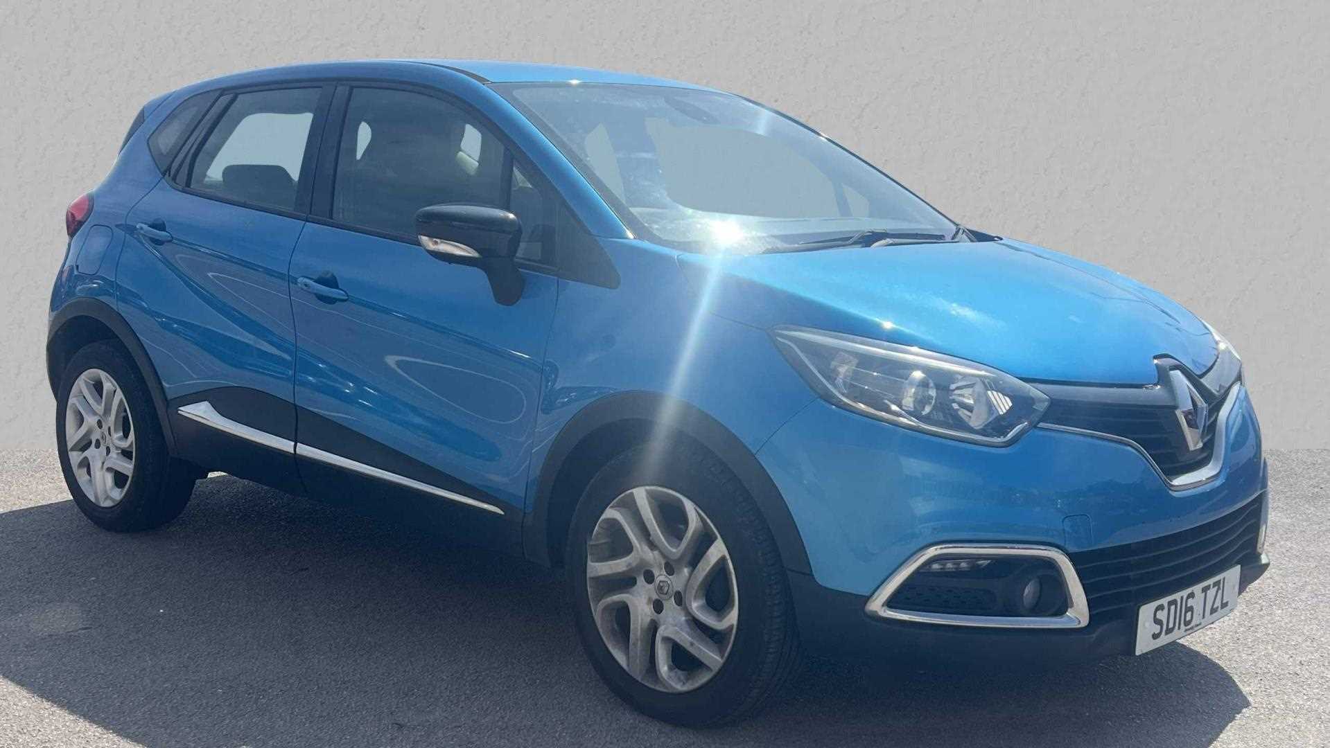 Main listing image - Renault Captur