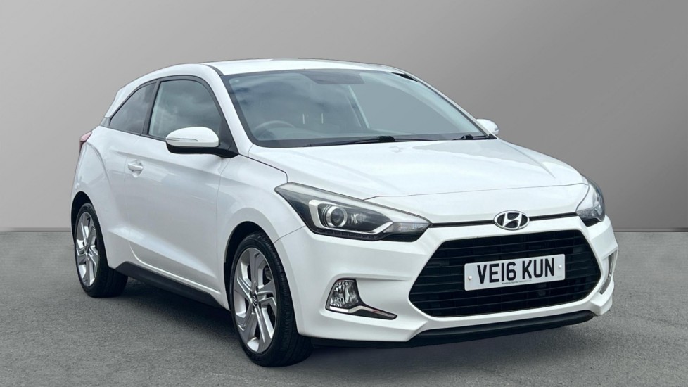 Main listing image - Hyundai i20