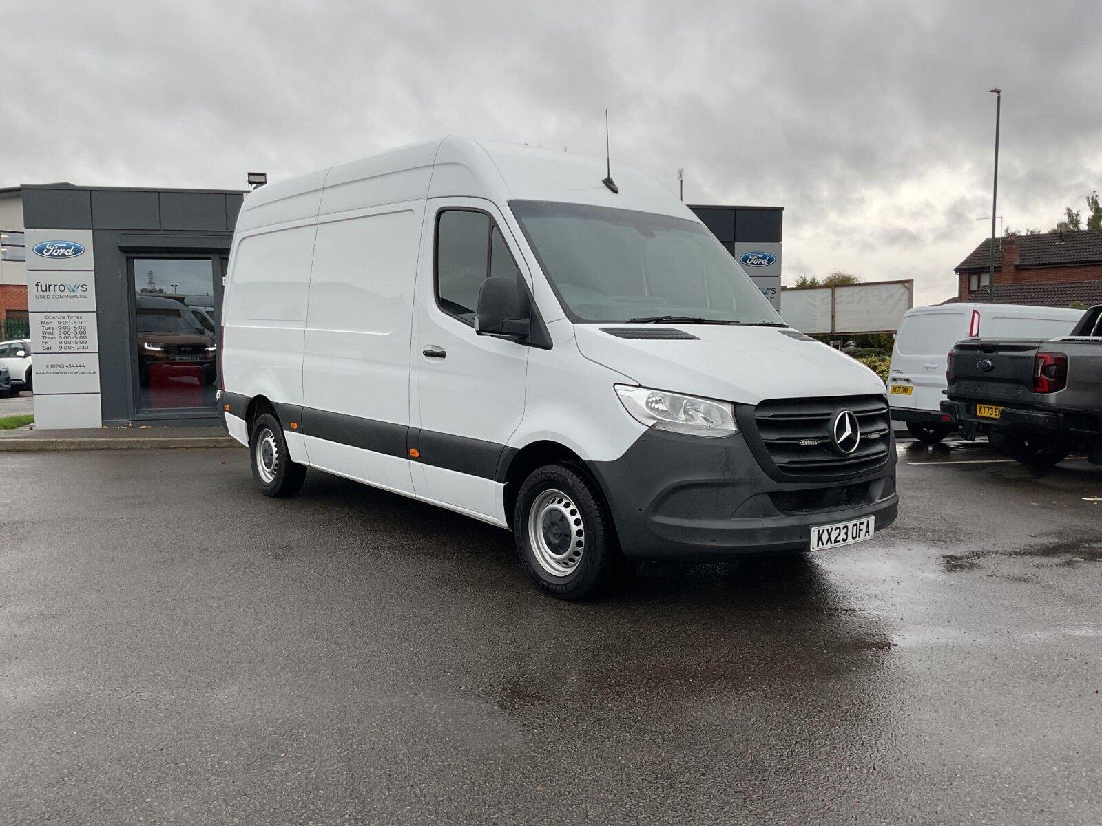 Main listing image - Mercedes-Benz Sprinter