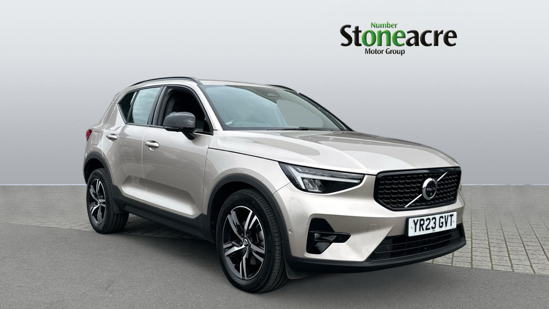 Main listing image - Volvo XC40