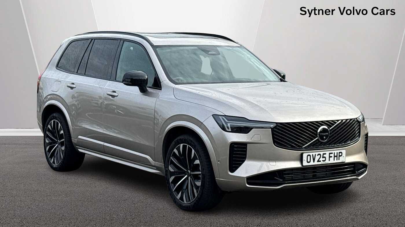 Main listing image - Volvo XC90