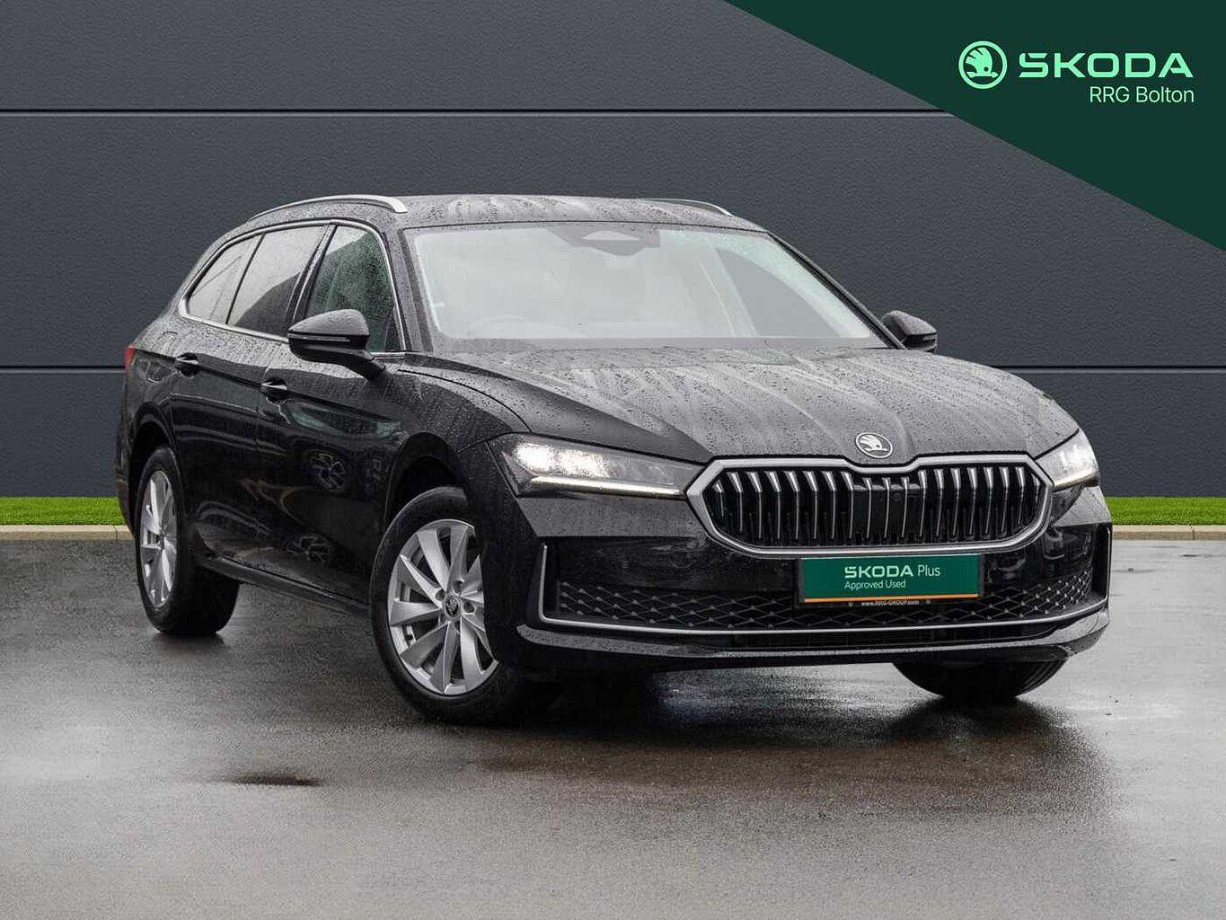 Main listing image - Skoda Superb Estate
