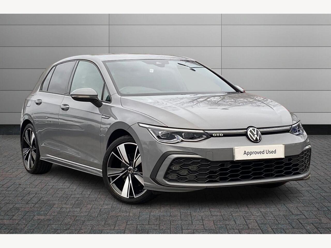Main listing image - Volkswagen Golf