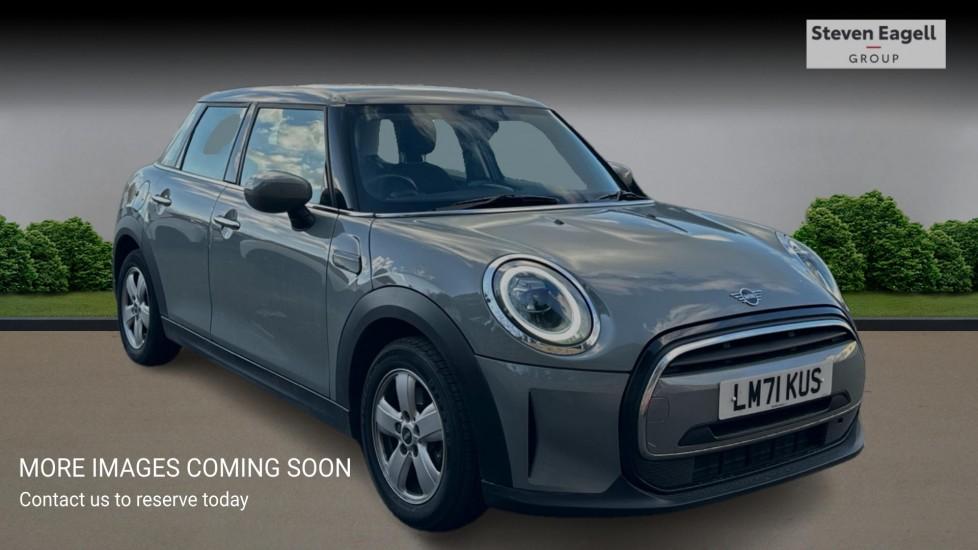 Main listing image - MINI Hatchback 5dr