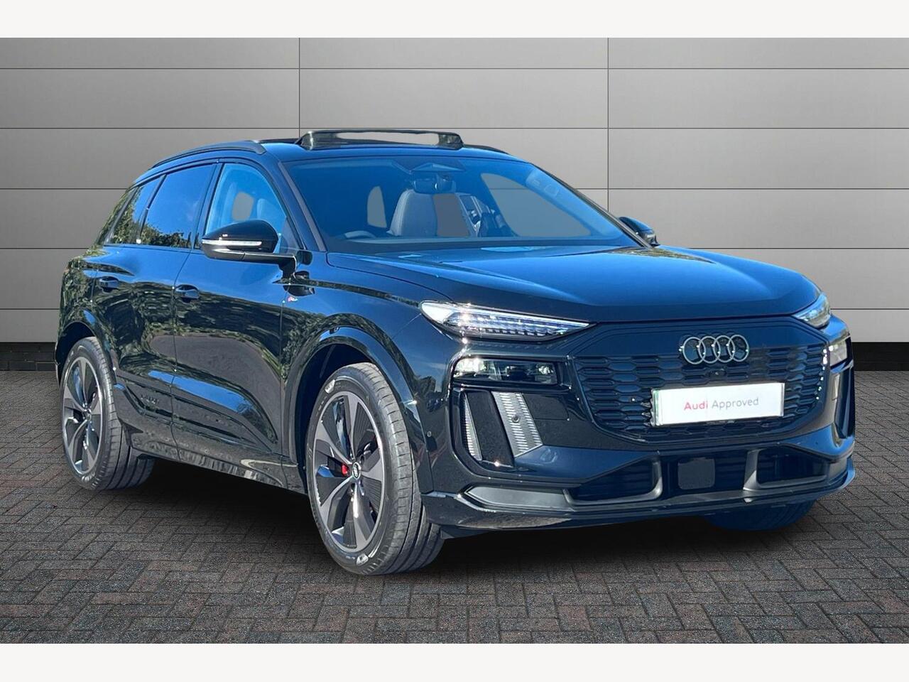 Main listing image - Audi Q6