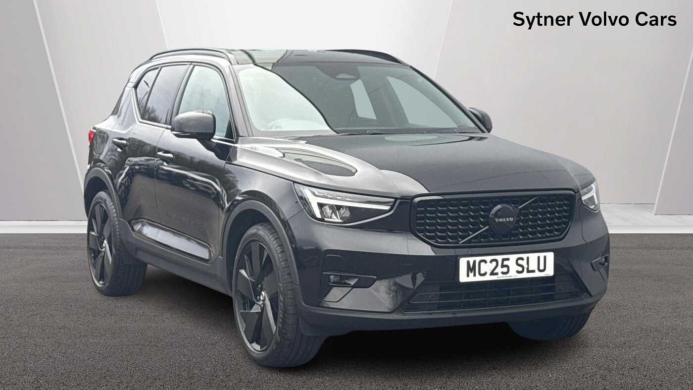 Main listing image - Volvo XC40