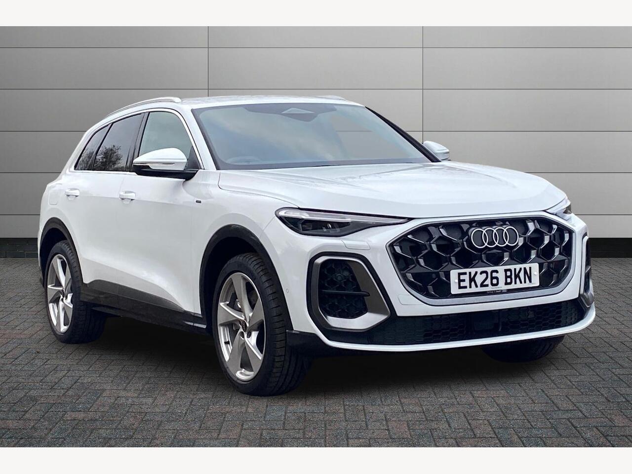 Main listing image - Audi Q5