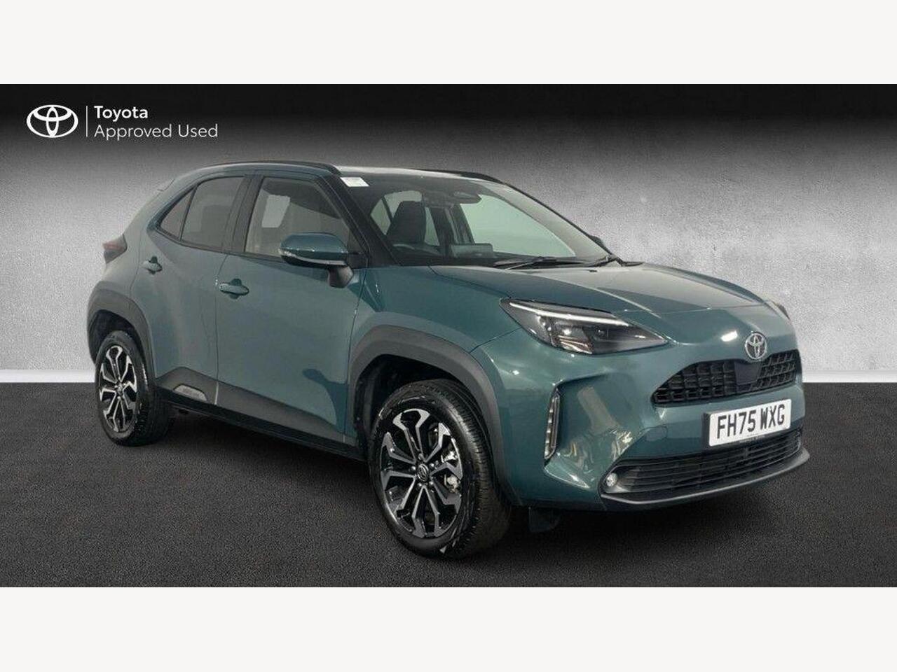 Main listing image - Toyota Yaris Cross