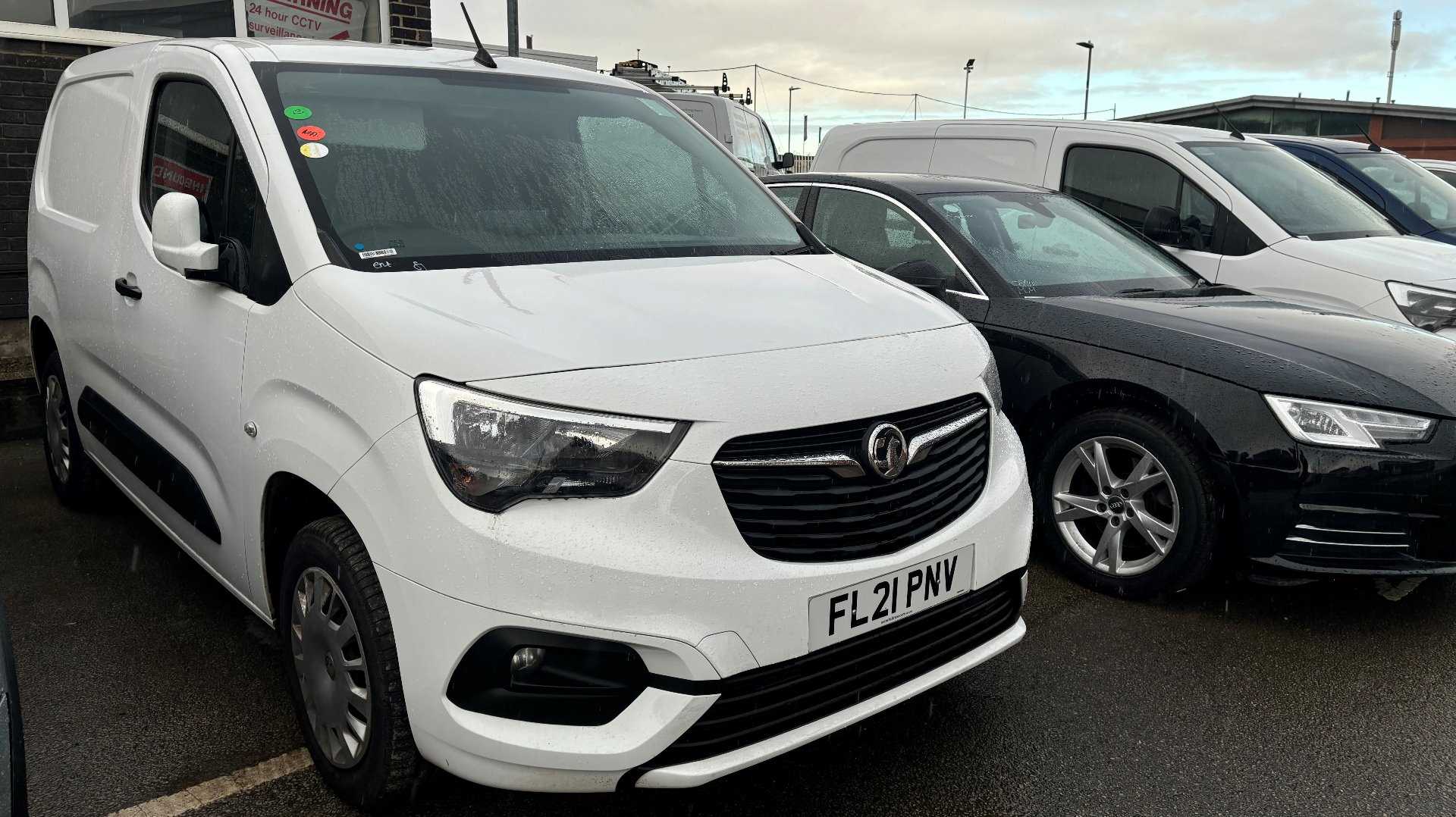 Main listing image - Vauxhall Combo Cargo