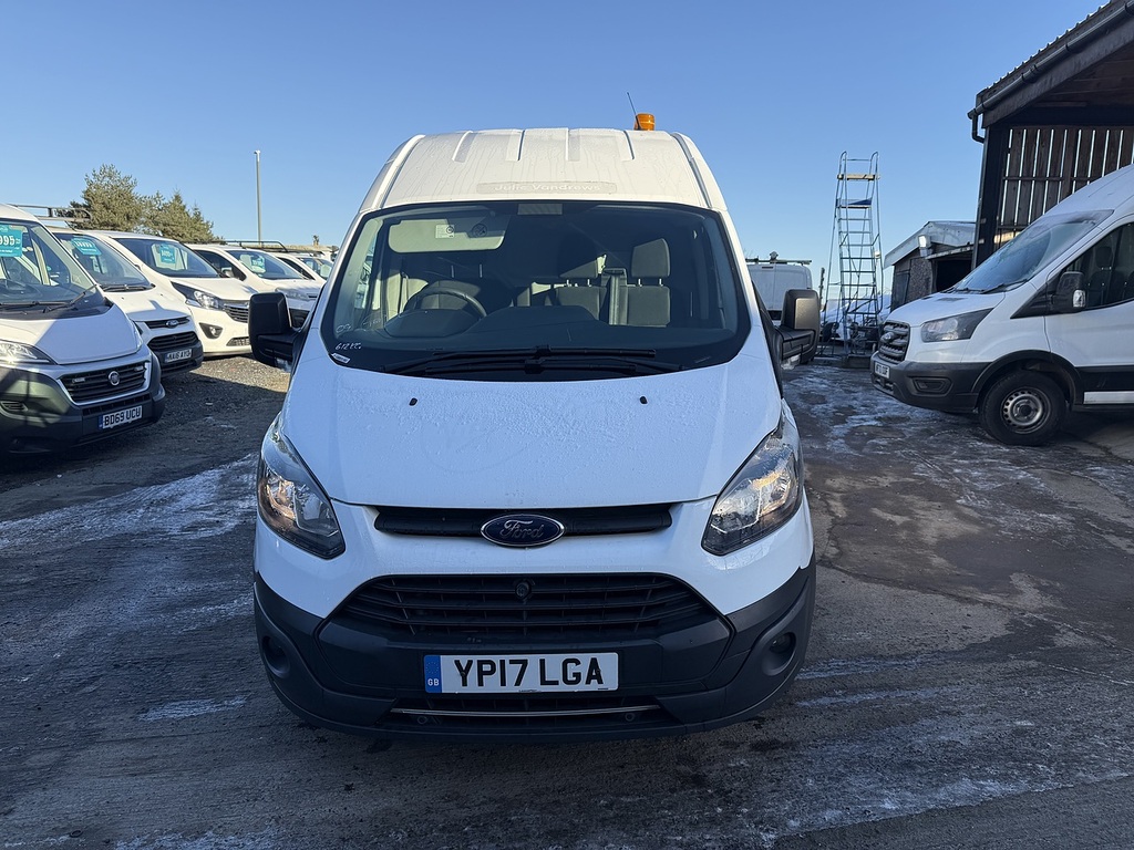 Main listing image - Ford Transit Custom