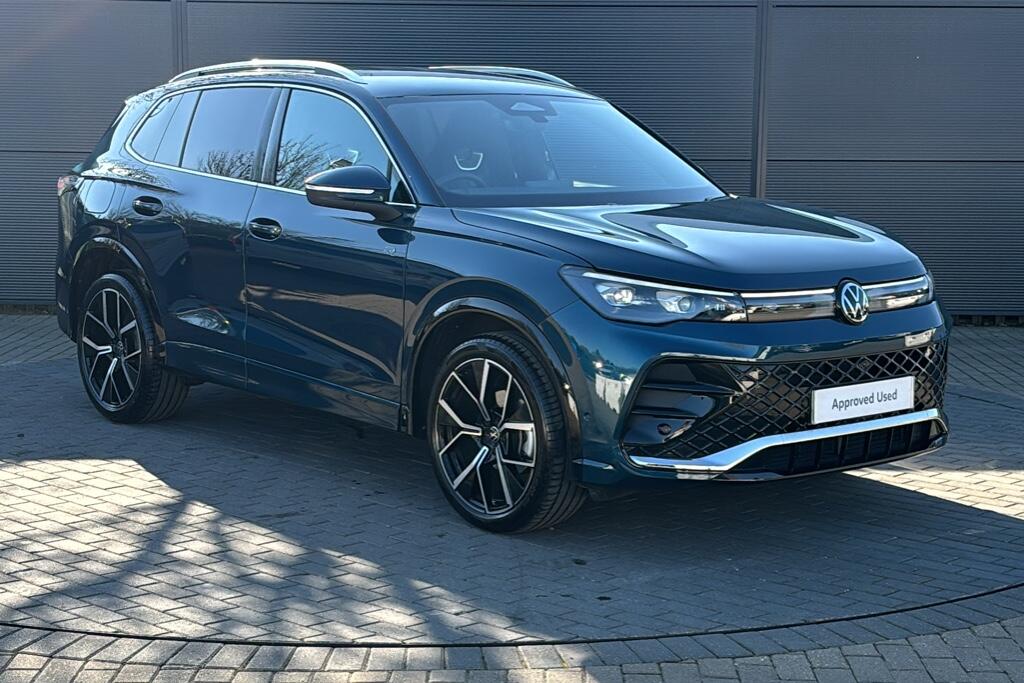 Main listing image - Volkswagen Tiguan