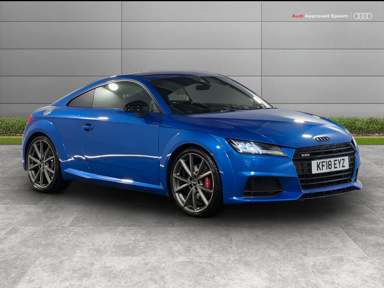 Main listing image - Audi TT S