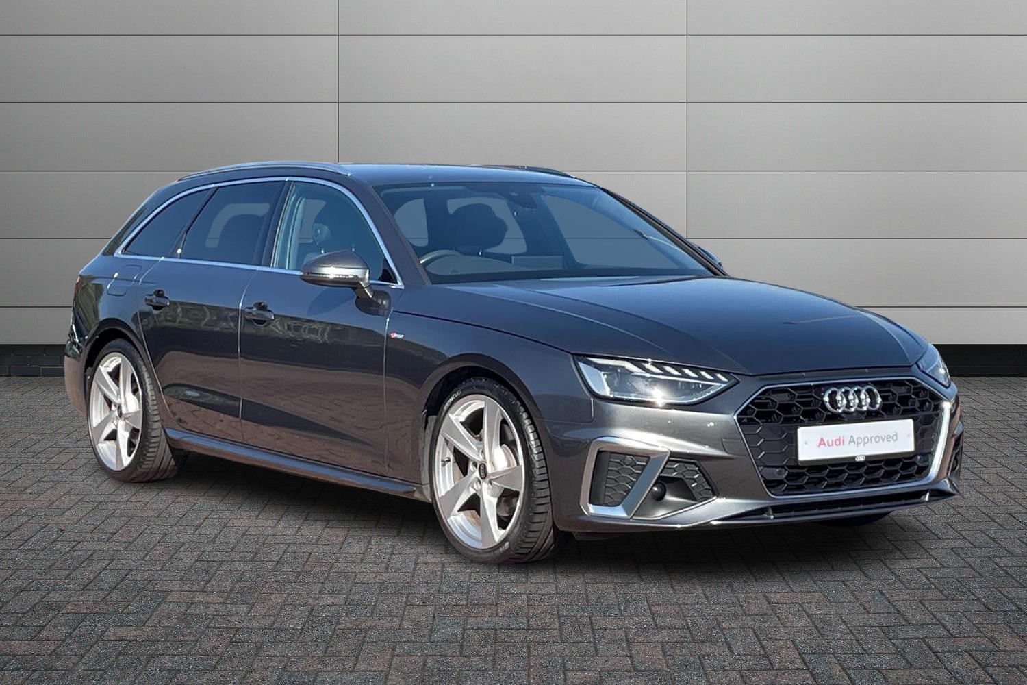 Main listing image - Audi A4 Avant