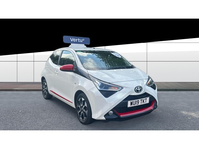 Main listing image - Toyota Aygo