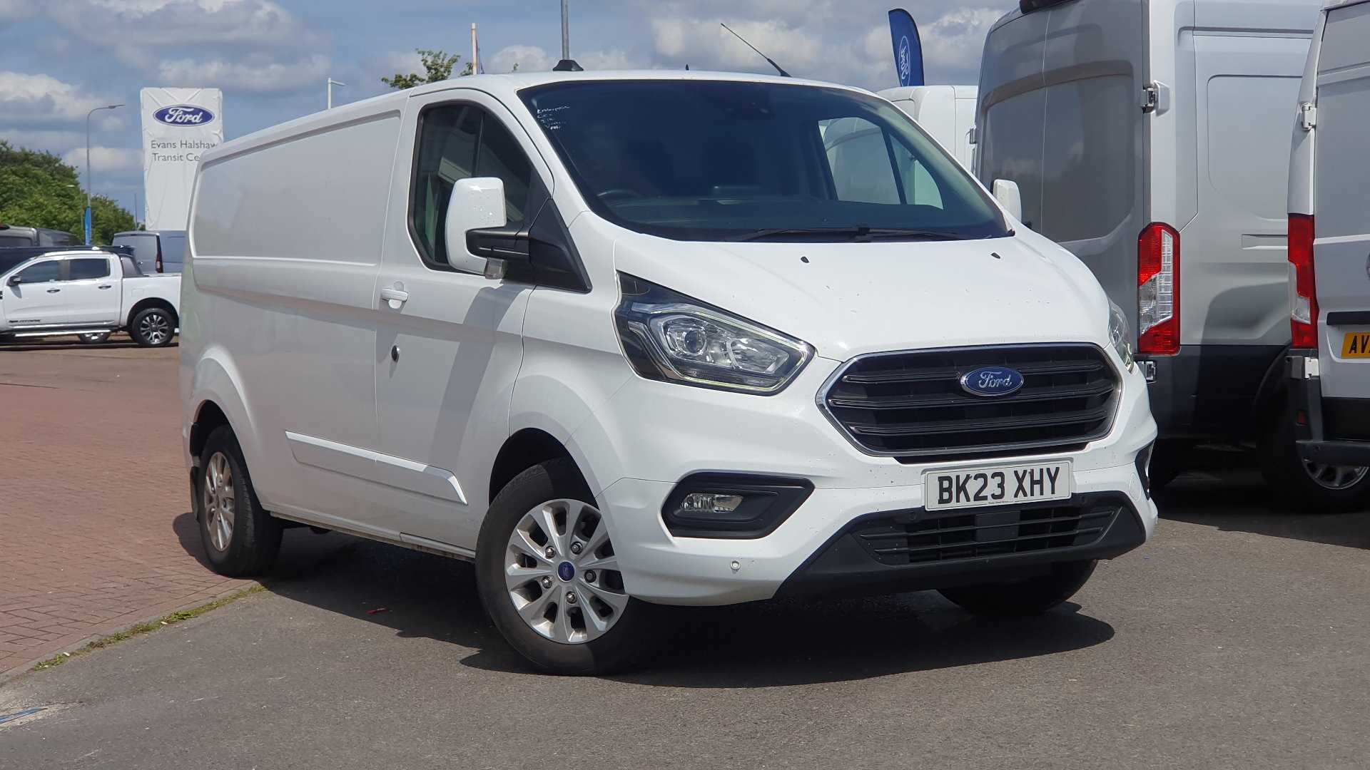 Main listing image - Ford Transit Custom