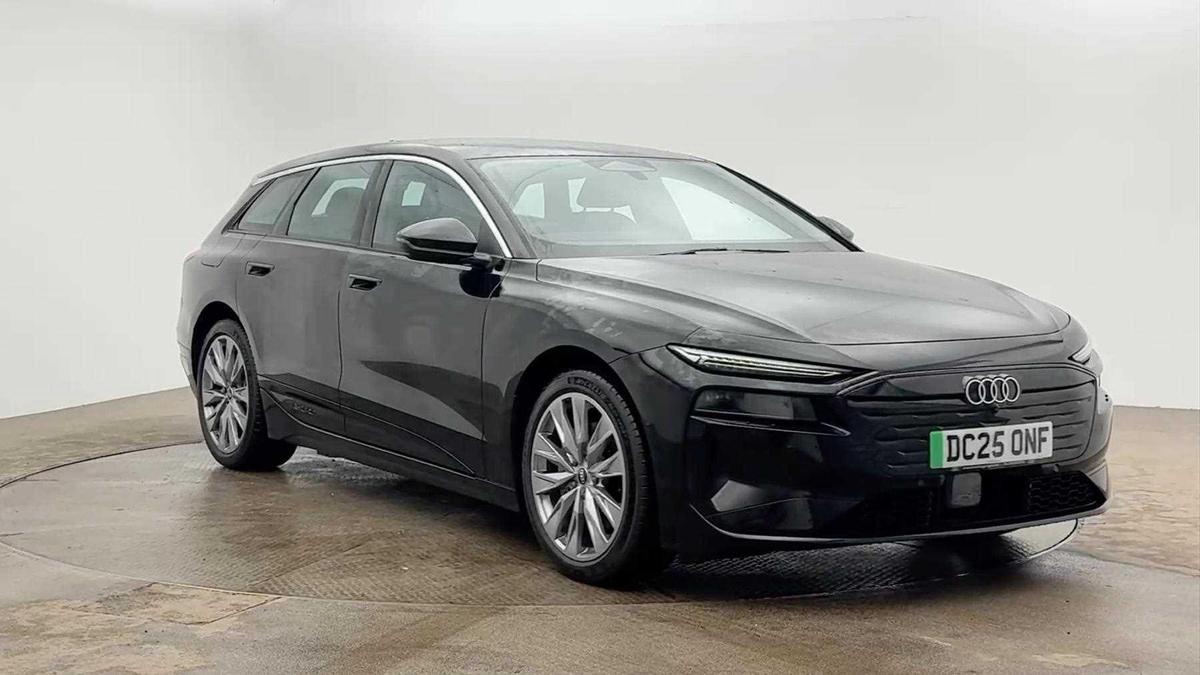 Main listing image - Audi e-tron