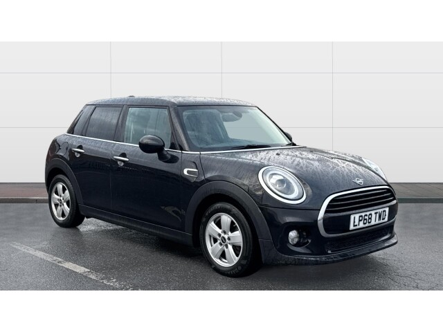 Main listing image - MINI Hatchback 5dr