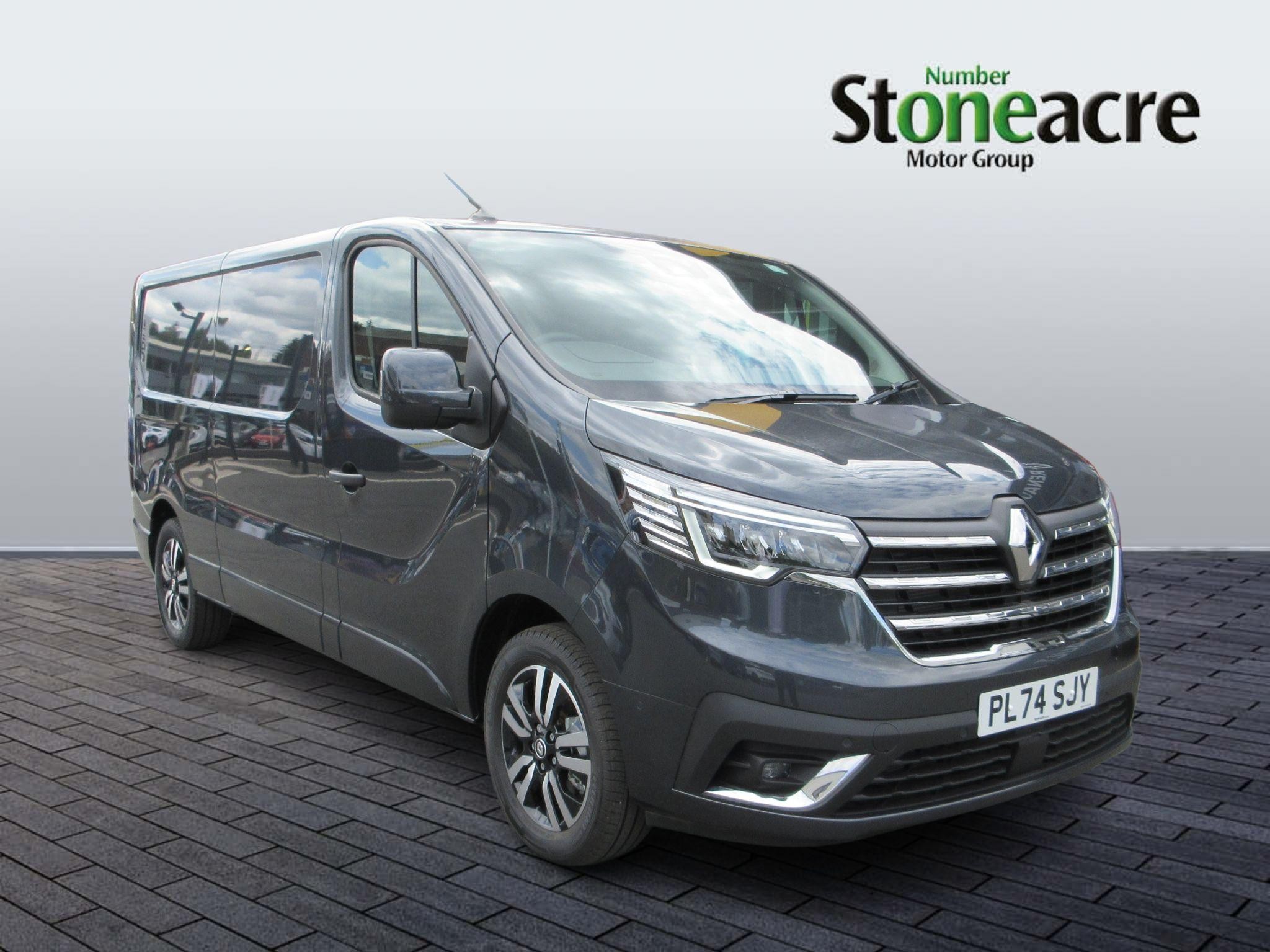 Main listing image - Renault Trafic