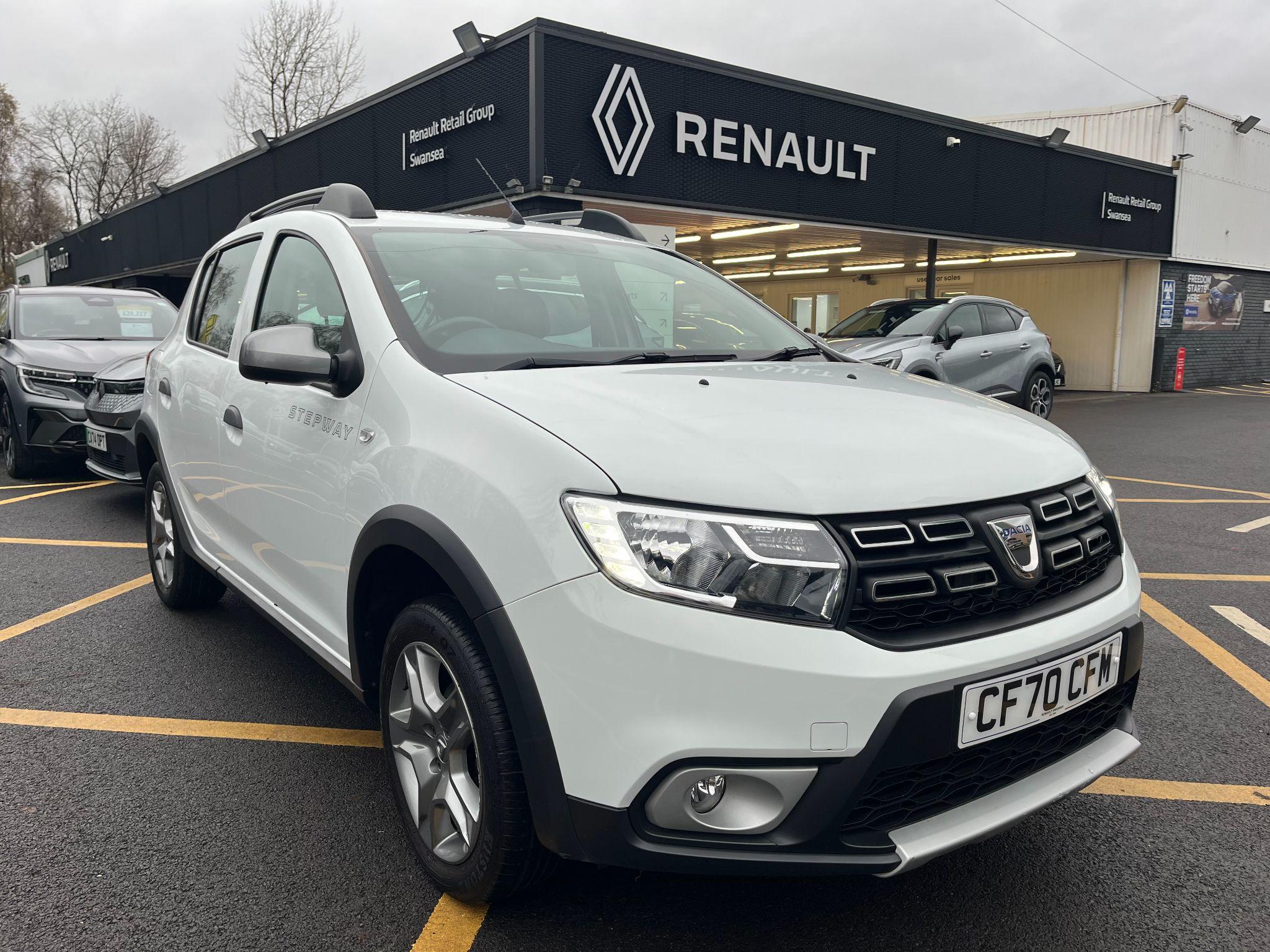 Main listing image - Dacia Sandero Stepway