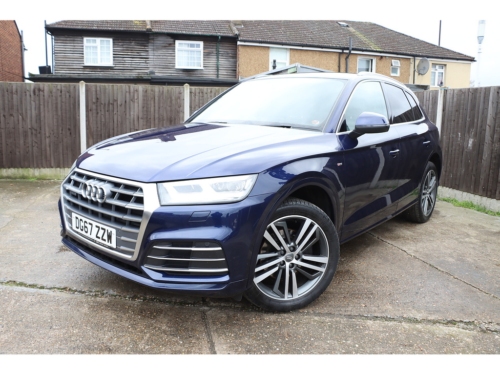 Main listing image - Audi Q5