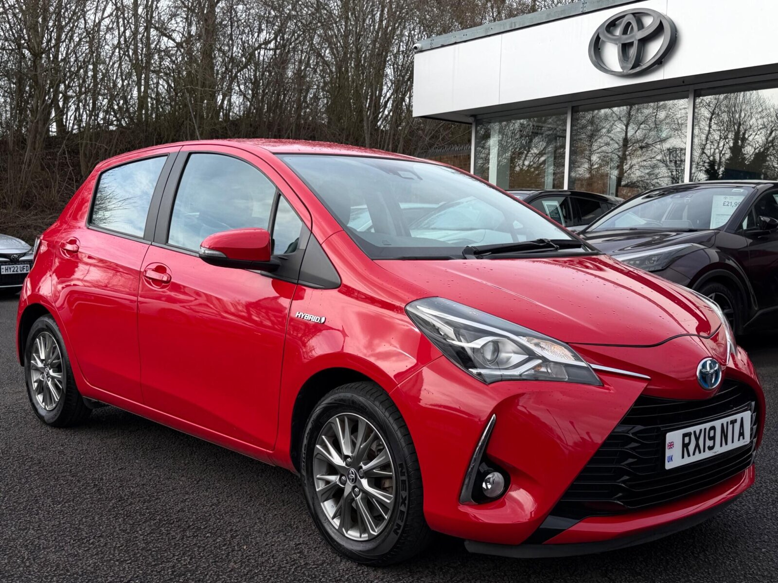 Main listing image - Toyota Yaris