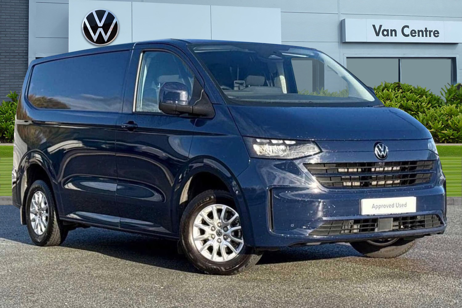 Main listing image - Volkswagen Transporter