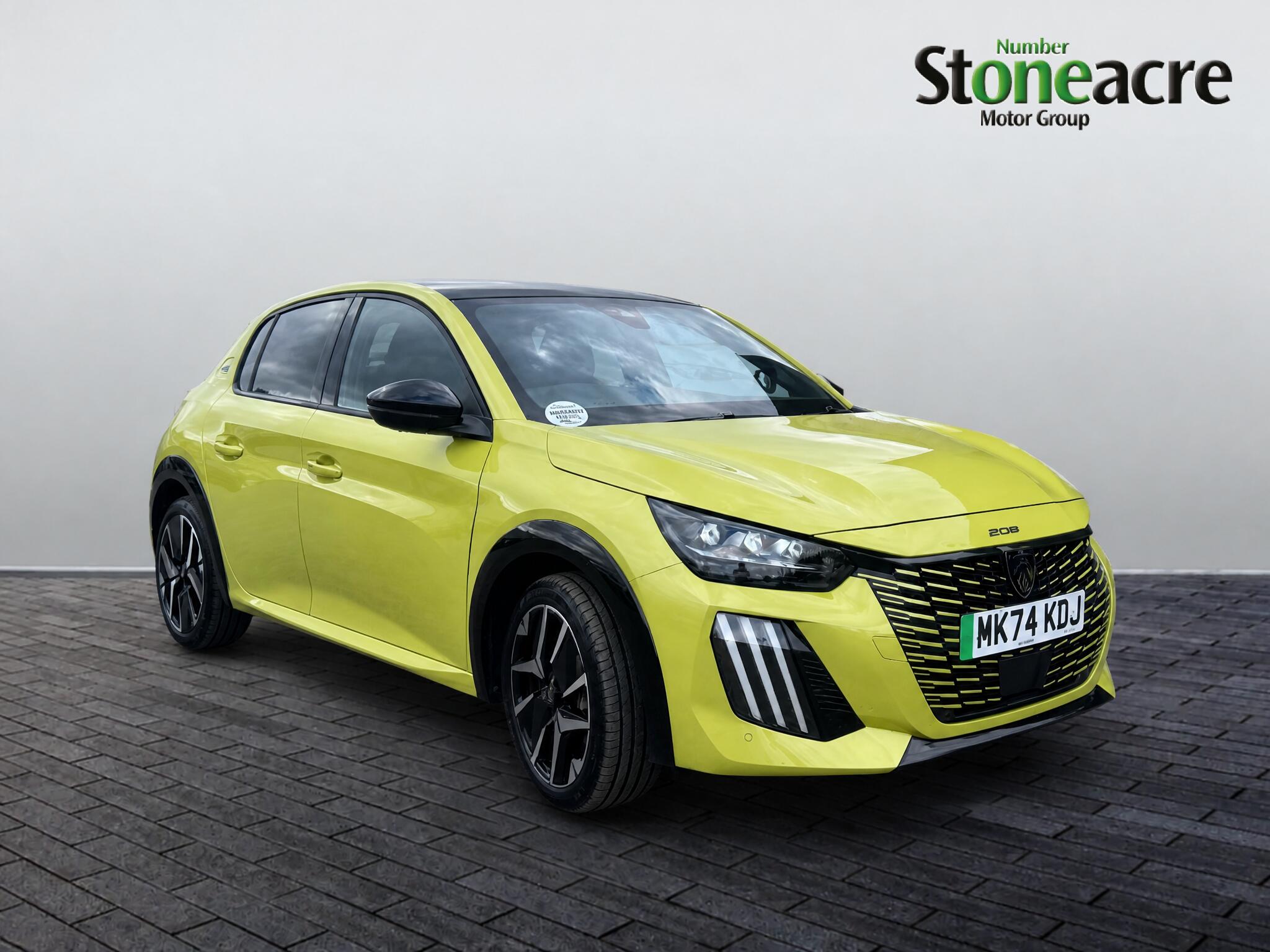 Main listing image - Peugeot 208