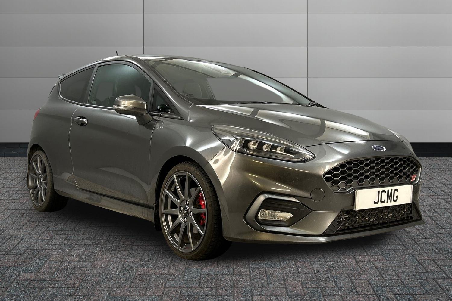 Main listing image - Ford Fiesta ST
