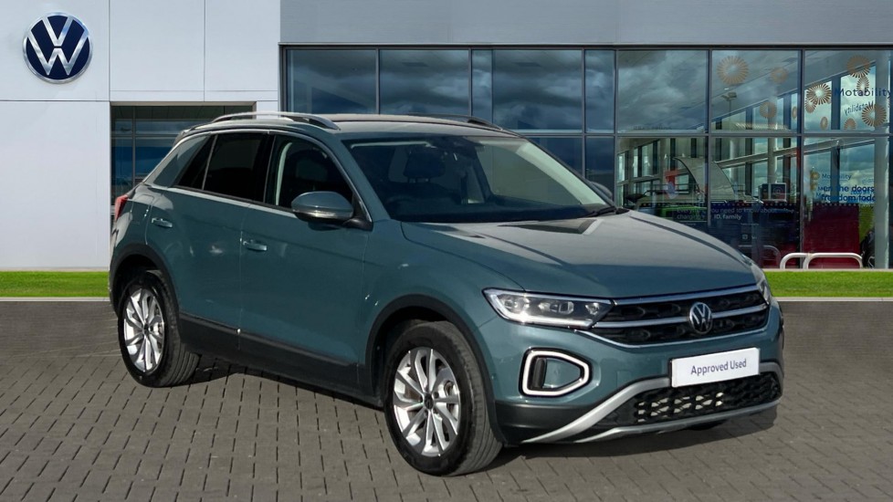 Main listing image - Volkswagen T-Roc