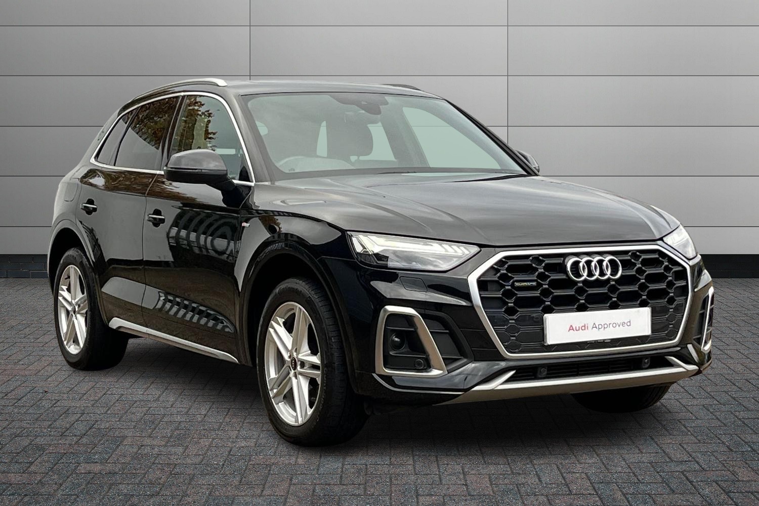 Main listing image - Audi Q5