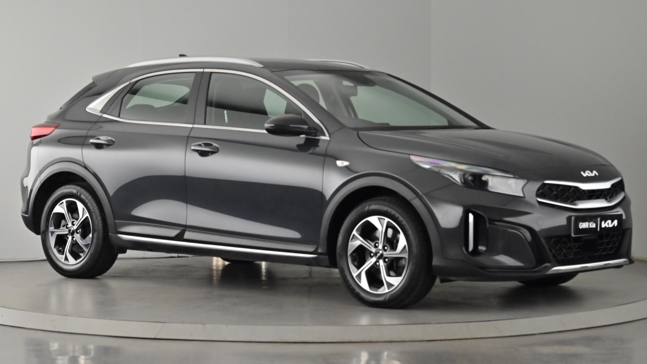 Main listing image - Kia XCeed