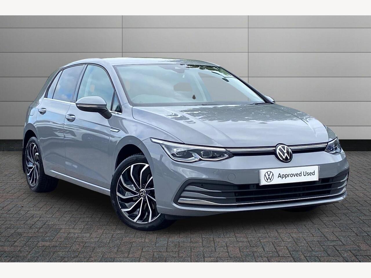 Main listing image - Volkswagen Golf