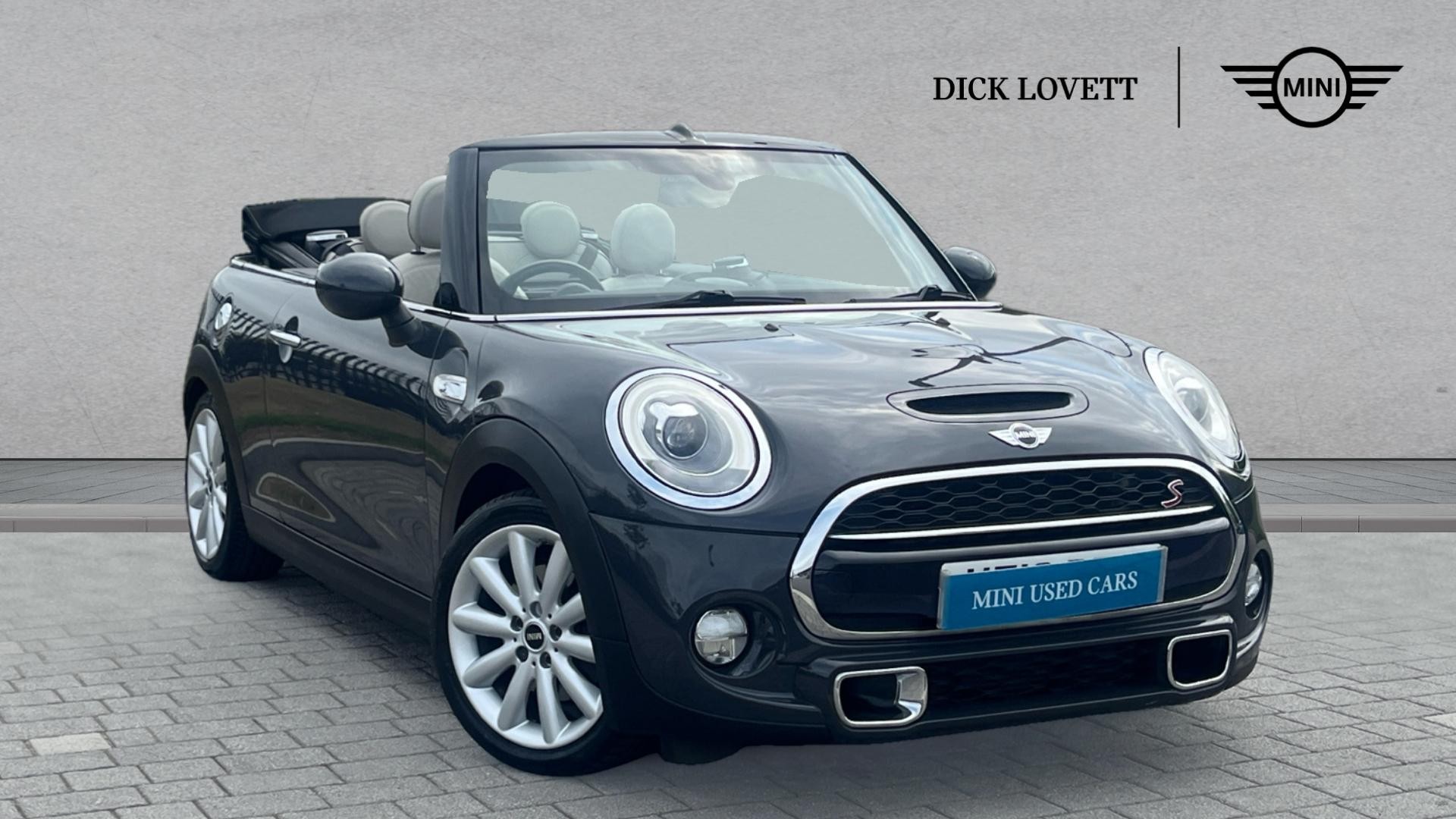 Main listing image - MINI Convertible