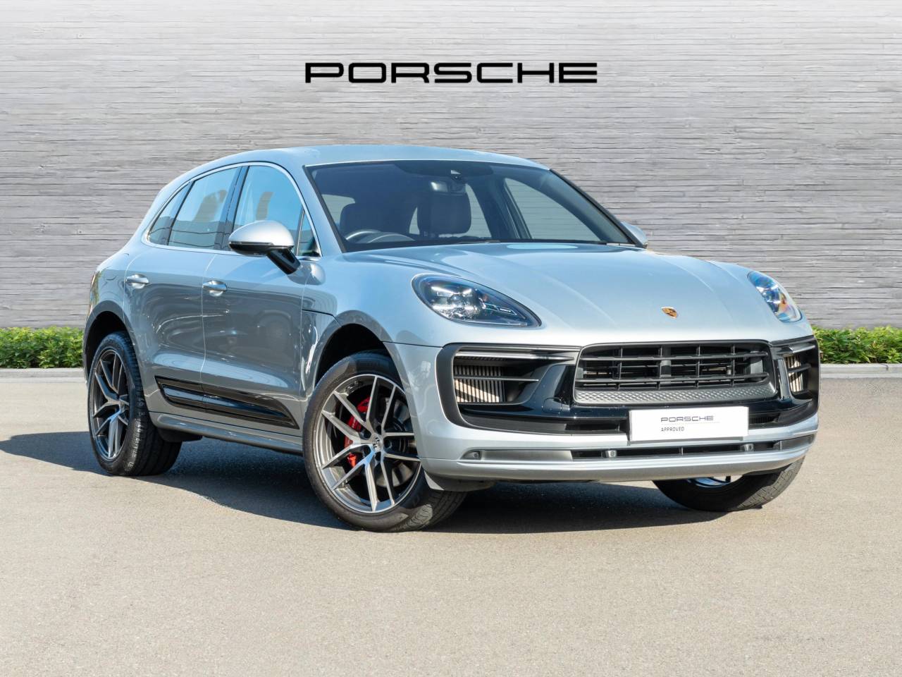 Main listing image - Porsche Macan