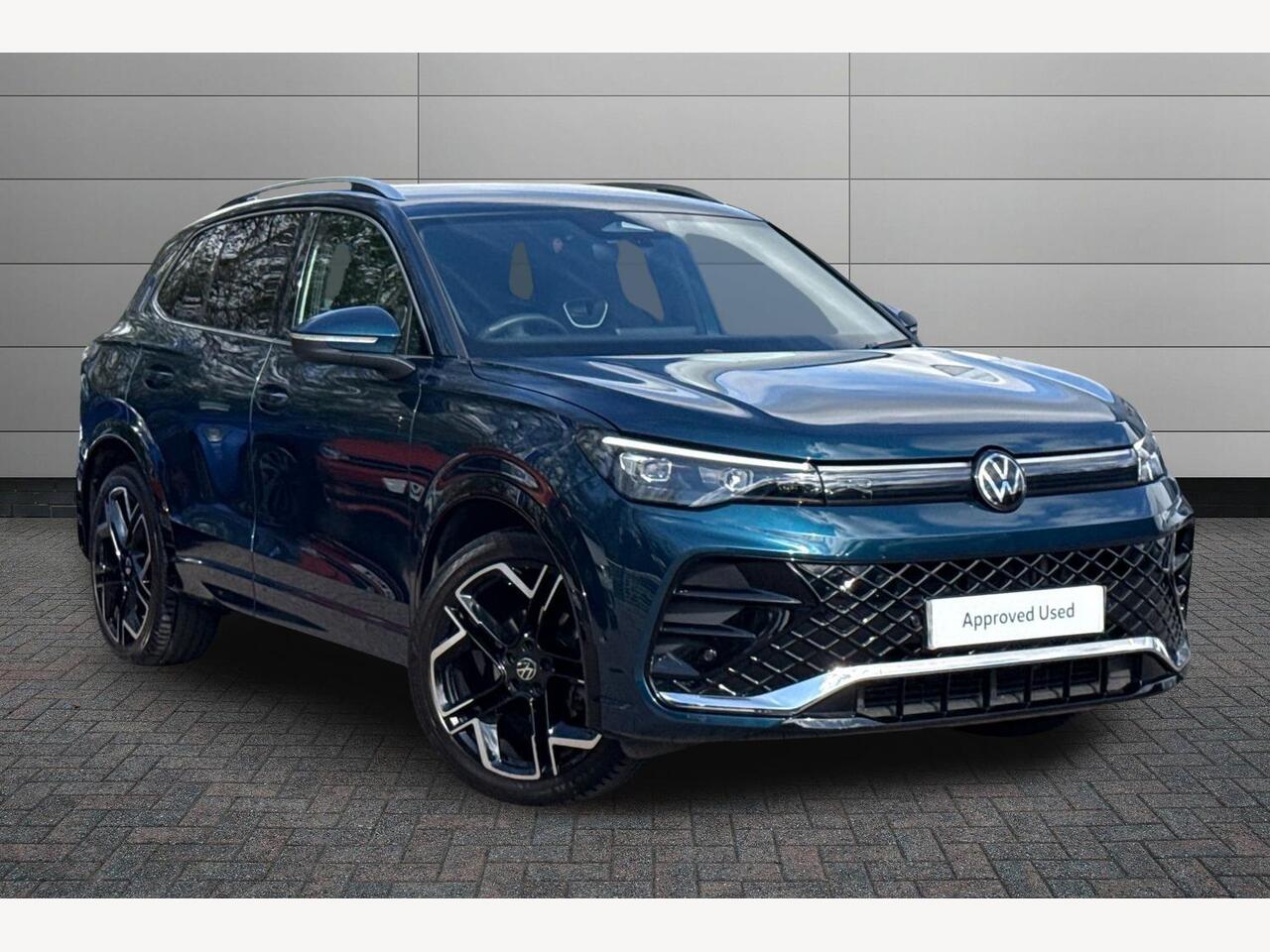 Main listing image - Volkswagen Tiguan